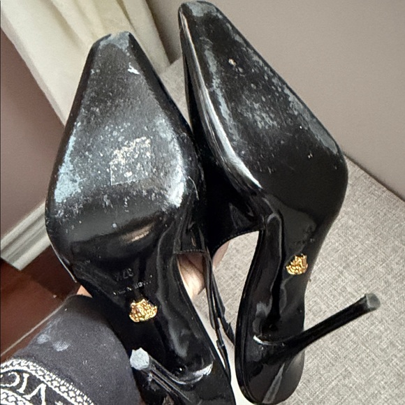 Versace Glossy Black Heels with Gold Accent - Picture 4 of 4
